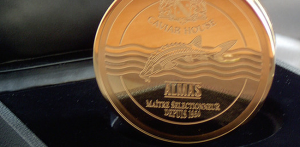 Almas caviar golden can